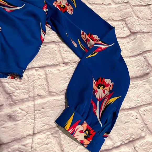 Express tropical satin blouse - Picture 3 of 6